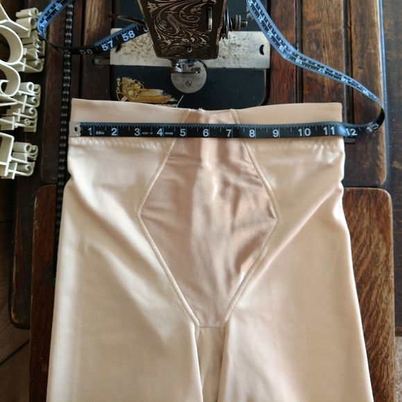 Thigh, Buttom and Belly Shapeware - Picture 2 of 8